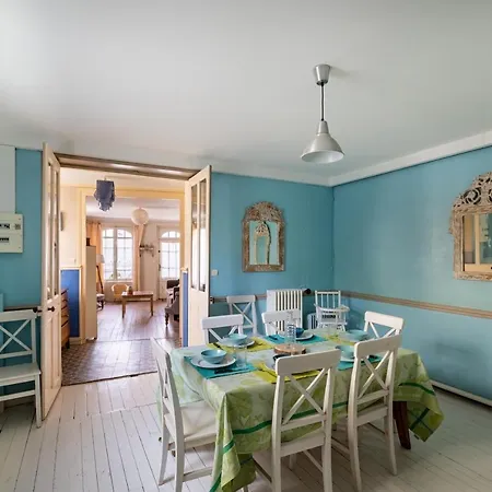 De La Tour Saint-Aubin-Sur-Mer (Calvados)