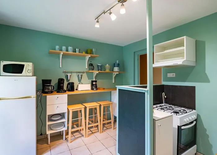 בית נופש De La Tour סנט-אובן-סור-מר